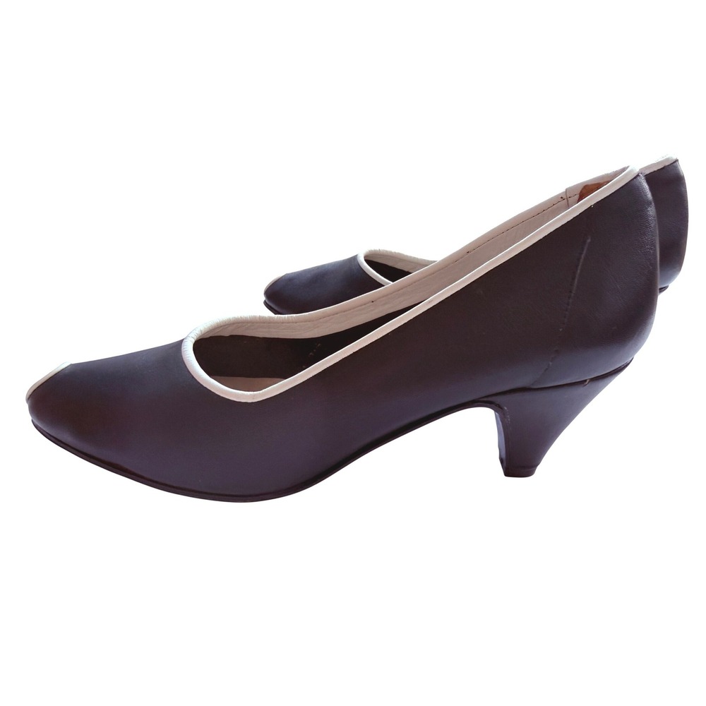 Creazioni Arianna Italian Leather Peep Toe Kitten Heels Navy Blue White Trim 7